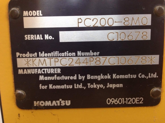 ขาย komatsu pc200-8mo 6,&times;&times;&times;ชม.สภาพสวยพร้อมใช้งาน