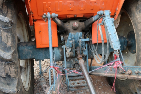 สามย่านแทรคเตอร์ ขายรถไถ KUBOTA L1-33 2เพลา 33แรง ราคา 110,000 มีรถขนส่งบริการขนส่งทั่วไทย ร้านสามย่านแทรคเตอร์ อ.แกลง จ.ระยอง 0897489639,0818618678,0899347475 https://www.facebook.com/DC-Tractor-Rayong-3071545327?/shop? id line=0897489639 id line=08186 สามย่านแทรคเตอร์ ขายรถไถ KUBOTA L1-33 2เพลา 33แรง ราคา 110,000 มีรถขนส่งบริการขนส่งทั่วไทย ร้านสามย่านแทรคเตอร์ อ.แกลง จ.ระยอง 0897489639,0818618678,0899347475 https://www.facebook.com/DC-Tractor-Rayong-3071545327?/shop? id line=0897489639 id line=08186