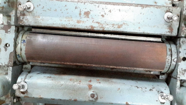 เครื่องรีดไม้ OSAKA japan 12" 3ใบมีด มอเตอร์ 3 แรง 220v