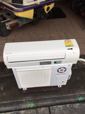 **** ขายแอร์ Saijo Denki 9000 BTU สภาพดี  ****
