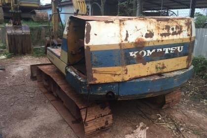 KOMATSU PC30-3 ราคา 135,000 บาท เครื่องดี ปั้มแรง โช่หนา เอวแน่น เอกสารชื้อขาย   รถอยู่ จ.สกลนคร โทร&amp;ไอดีไลน์ 0610710295