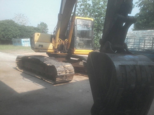 ขายkomatsuPc200-6ชีเรียน90116 ไฟฟ้าตัดช่วงล่างไหม่ เล่มติดต่อคุณอ๊อฟพิจิตร086-737-9991