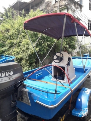 ขาย เรือสามลอน(เรือใหม่)พร้อมเครื่องYamaha(ไม่รวมเทนเลอร์) 30 แรง ราคา 68,000