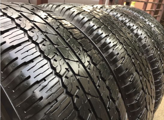 ยาง Bridgestone 265 65 17 กลางปี16 ดอกเต็ม ไม่มีปะ ใช้ยาว ราคาไม่แพง ยาง Bridgestone 265 65 17 กลางปี16 ดอกเต็ม ไม่มีปะ ใช้ยาว ราคาไม่แพง