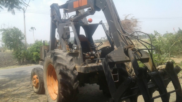 รถคีบอ้อยฟรอด5000 77 รถคีบอ้อยฟรอด5000 77