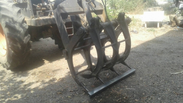 รถคีบอ้อยฟรอด5000 77 รถคีบอ้อยฟรอด5000 77