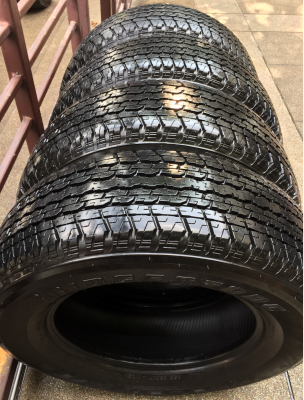 ยาง Bridgestone 255 65 17 ปลายปี15 ดอกเต็ม ไม่มีปะ ใช้ยาว ราคาไม่แพง