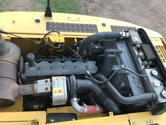 ขาย KOMATSU PC200-8MO  5000ชั่วโมง แห้งๆทั้งคัน สวยๆเลยครับ สนใจติดต่อโดยตรง 081-4283210