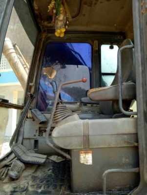 KOMATSU PC 200-6