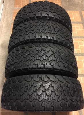 ยาง All Maxxis AT980 265 65 17 กลางปี16 ดอกเต็ม ไม่มีปะ เนื้อนิ่มๆ ใช้ยาว ราคาไม่แพง