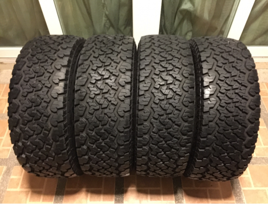 ยาง All Maxxis AT980 265 65 17 กลางปี16 ดอกเต็ม ไม่มีปะ เนื้อนิ่มๆ ใช้ยาว ราคาไม่แพง