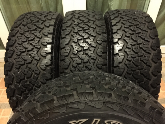 ยาง All Maxxis AT980 265 65 17 กลางปี16 ดอกเต็ม ไม่มีปะ เนื้อนิ่มๆ ใช้ยาว ราคาไม่แพง