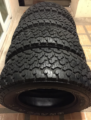 ยาง All Maxxis AT980 265 65 17 กลางปี16 ดอกเต็ม ไม่มีปะ เนื้อนิ่มๆ ใช้ยาว ราคาไม่แพง