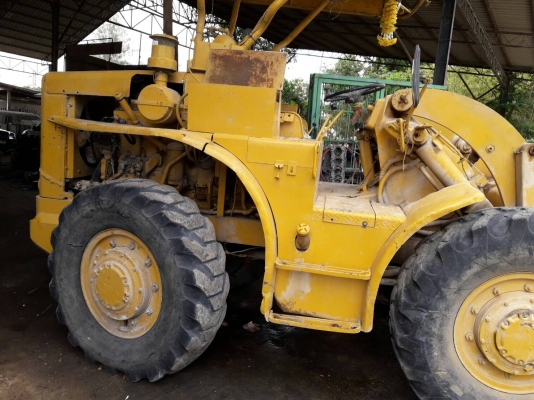 ขายรถตักแคท ราคาถูก ขายรถตักแคท ราคาถูก