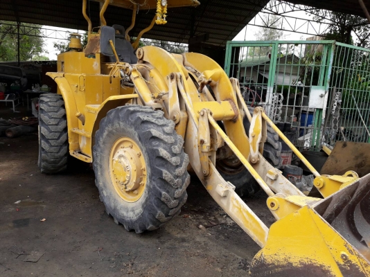 ขายรถตักแคท ราคาถูก ขายรถตักแคท ราคาถูก