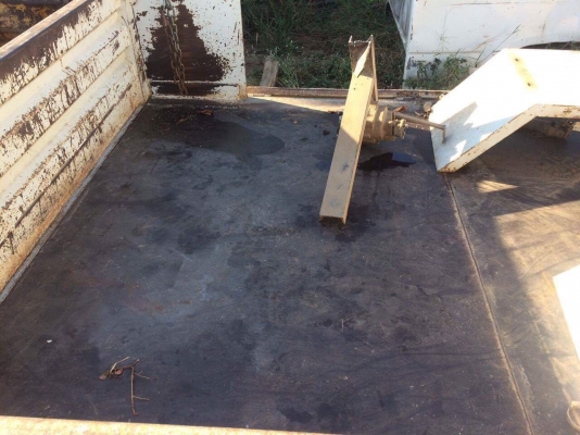 กระบะดั้ม พร้อมปั๊ม และกระบอกดั้ม