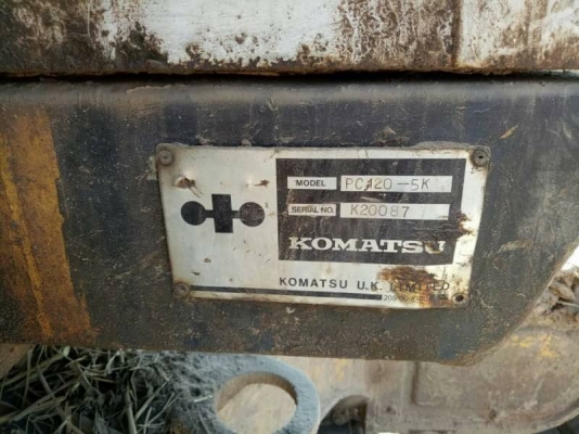 KOMATSU PC. 120-5 ราคา 685,000 บาท เครื่องดี ปั้มแรง โช่หนา ไฟฟ้าเต็ม เอกสารเล่มทะเบียน  รถอยู่ จ.สุรินทร์
