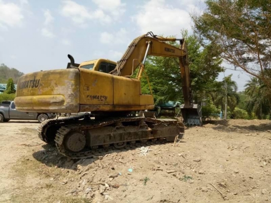 ขาย 535,000 บาท KOMATSU PC. 200-6. เครื่อง 6D95L -Turbo  ปั้มแรง โช่หนา ไฟฟ้าเต็ม เอกสารชื้อขาย    รถอยู่ จ.นครปฐม