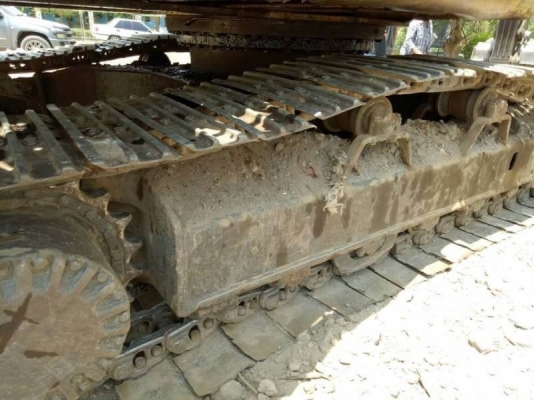 ขาย 535,000 บาท KOMATSU PC. 200-6. เครื่อง 6D95L -Turbo  ปั้มแรง โช่หนา ไฟฟ้าเต็ม เอกสารชื้อขาย    รถอยู่ จ.นครปฐม