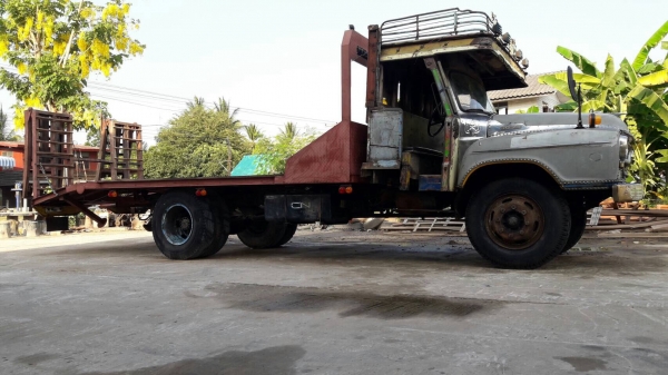 ขาย บาท 6ล้อหัวยาว บรรทุกรถเกี่ยวแบคโคร รถสภาพดีพร้อมใช้งาน เอกสารเล่มทะเบียนถูกต้อง พร้อมโอนภาษี60