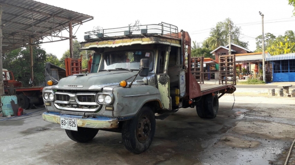 ขาย บาท 6ล้อหัวยาว บรรทุกรถเกี่ยวแบคโคร รถสภาพดีพร้อมใช้งาน เอกสารเล่มทะเบียนถูกต้อง พร้อมโอนภาษี60