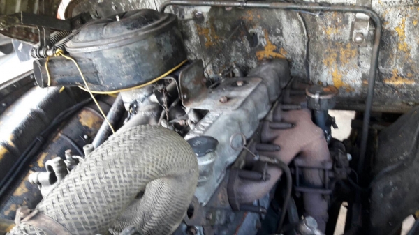 ขาย บาท 6ล้อหัวยาว บรรทุกรถเกี่ยวแบคโคร รถสภาพดีพร้อมใช้งาน เอกสารเล่มทะเบียนถูกต้อง พร้อมโอนภาษี60