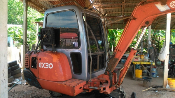 ขายรถแบคโฮ HITACHI EX30