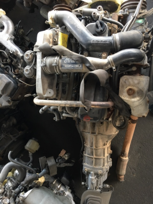 เครื่องยนต์ ISUZU 4JG2 สนใจติดต่อ Line ID: Kongniwatsiri หรือ 0874880101