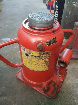 ขายแม่แรง50ตันเก่าญี่ปุ่น