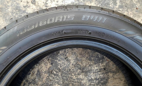 ยางรถยนต์มือสอง #DUNLOP รุ่น ENASAVE EC300. 185 60R15สัปดาห์ที่28ปี2016 #ลงพื้นจริงปลายปี2016 สภาพสวยมากๆดอกเยอะมากๆ95\%คุ้มสุดๆใช้อีกยาวๆไม่แพง ยางรถยนต์มือสอง #DUNLOP รุ่น ENASAVE EC300. 185 60R15สัปดาห์ที่28ปี2016 #ลงพื้นจริงปลายปี2016 สภาพสวยมากๆดอกเยอะมากๆ95\%คุ้มสุดๆใช้อีกยาวๆไม่แพง