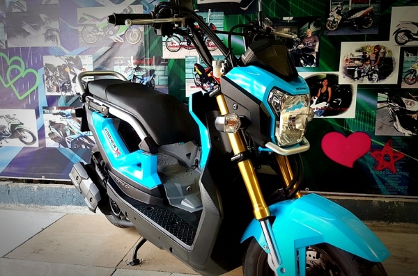 ( ผ่อนได้ ดาวน์ 10,900 ) zoomer x สีน้ำเงิน ไมล์แท้ 1 กม.รถไม่ได้ขับเลยเหมือนรถใหม่ 48900