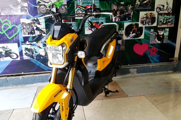 ( ผ่อนได้ ดาวน์ 8,900 ) zoomer x สีเหลือง ตัวใหม่ล่าสุด ไมล์แท้ 7 ร้อยโล รถสวยไมล์น้อยน้องๆมือหนึ่งเลย 46900