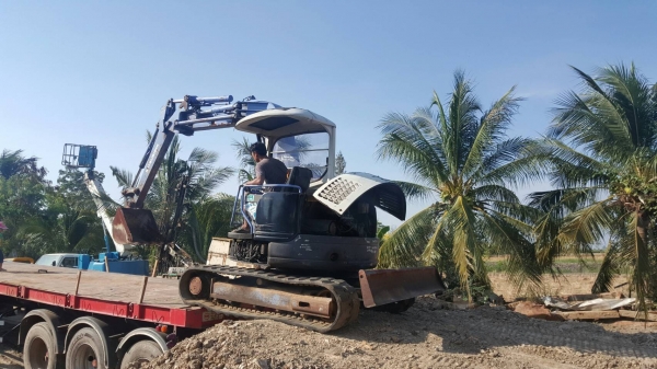 ขายรถขุด ยี่ห้อMITSUBISHI MM55SR เครื่อง K4N คอลโทรลสั้น ปั้มนิ้ว แทรคยาง เก่าจากนอก ยังไม่เคยใช้งาน มีเอกสารพร้อมจำหน่าย ขายราคา420,000 บาท ติดต่อ 089-2619445 ขายรถขุด ยี่ห้อMITSUBISHI MM55SR เครื่อง K4N คอลโทรลสั้น ปั้มนิ้ว แทรคยาง เก่าจากนอก ยังไม่เคยใช้งาน มีเอกสารพร้อมจำหน่าย ขายราคา420,000 บาท ติดต่อ 089-2619445