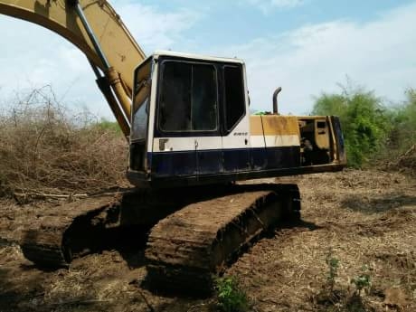 KOMATSU  PC200-5