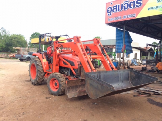 รับทำชุดบุ้งกี๋รถไถ ชุดตักติดรถไถ ทุกรุ่น ทุกยี่ห้อ งานดี ราคาไม่แพง ติดต่อ0810745778  ลุงโหนกรับสาย