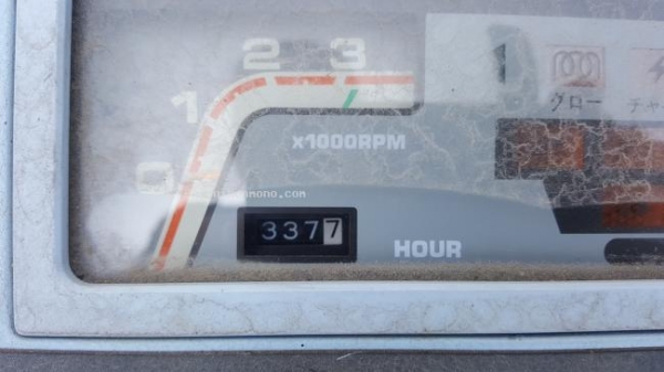 รถเกี่ยวข้าวนั่งขับ KUBOTA R1-171 ราคาพิเศษ 99,000 บาท รหัสสินค้า : 81004704 www.nihonmono.com