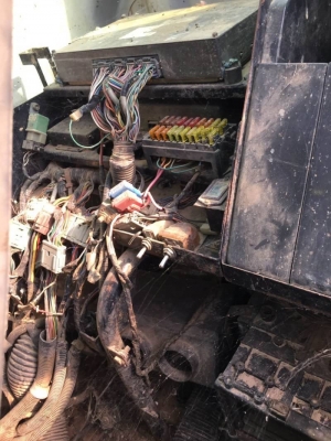 ขาย 635,000 บาท KOBELCO SK200 MARK 5 ธรรมดา เครื่องดี ปั้มแรง โช่หนา เอวแน่น ไฟฟ้าครบ เอกสารเล่มทะเบียน รถอยู่ จ.ศรีสะเกษ โทร&ไอดีไลน์ 0610710295 ขาย 635,000 บาท KOBELCO SK200 MARK 5 ธรรมดา เครื่องดี ปั้มแรง โช่หนา เอวแน่น ไฟฟ้าครบ เอกสารเล่มทะเบียน รถอยู่ จ.ศรีสะเกษ โทร&ไอดีไลน์ 0610710295