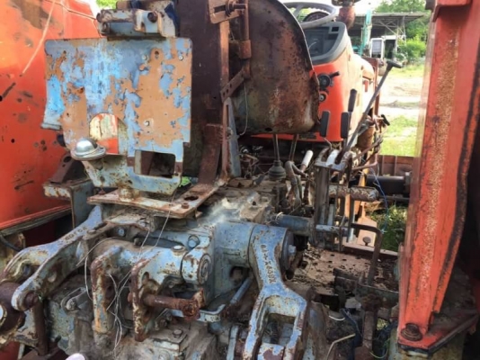 ขาย 195,000 บาท KUBOTA M8030 สองเพลา เครื่องดี เกียร์ดี  เก่าจอด สภาพพร้อมใช้ เอกสารเล่มทะเบียน  รถอยู่ จ.ศรีสะเกษ โทร&amp;ไอดีไลน์ 0610710295