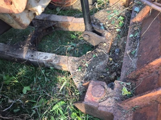 ขาย 195,000 บาท KUBOTA M8030 สองเพลา เครื่องดี เกียร์ดี  เก่าจอด สภาพพร้อมใช้ เอกสารเล่มทะเบียน  รถอยู่ จ.ศรีสะเกษ โทร&amp;ไอดีไลน์ 0610710295