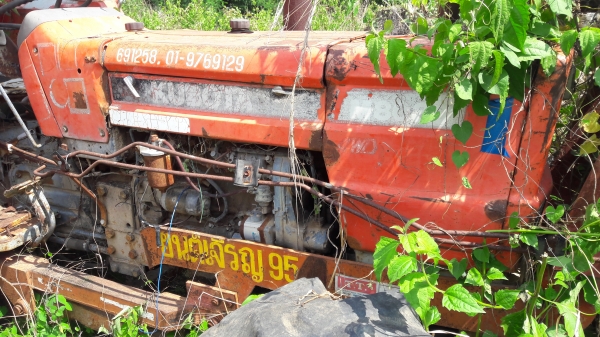 .ตัดสุดๆ165000ครับ..8030 มาก่อนได้ก่อน.พร้อมอุปกรณ์.ใบดัน.ผาน3..เล่มทะเบียน.0837335338-0636359242