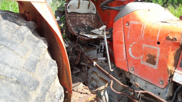 .ตัดสุดๆ165000ครับ..8030 มาก่อนได้ก่อน.พร้อมอุปกรณ์.ใบดัน.ผาน3..เล่มทะเบียน.0837335338-0636359242