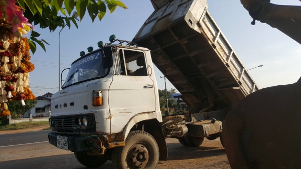 ขายรถดั้ม HINO KM