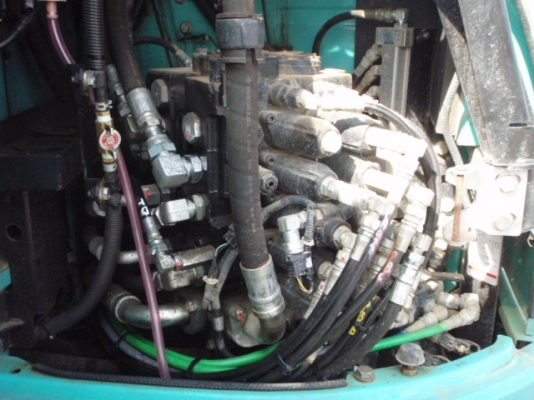 ขายจ้า KOBELCO SK135SR-2 YY06 รถปี 2010 ใบแทร็ค70 ปลายอาร์มพิเศษ ใช้งานน้อย 2,xxx รถเก่าญี่ปุ่นแท้ รถสวย พร้อมใช้งาน ขายจ้า KOBELCO SK135SR-2 YY06 รถปี 2010 ใบแทร็ค70 ปลายอาร์มพิเศษ ใช้งานน้อย 2,xxx รถเก่าญี่ปุ่นแท้ รถสวย พร้อมใช้งาน