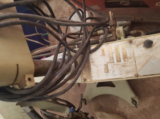 เครื่องตัดพลาม่าตามแบบ สภาพสวย