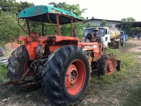 KUBOTA M8030 KUBOTA M8030