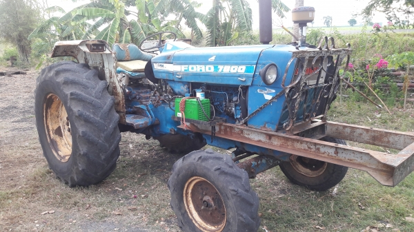 รถไถ ฟอร์ดรุ่น5600