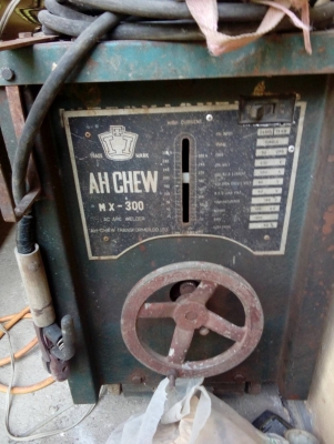 ตู้เชื่อม อาจิว300a