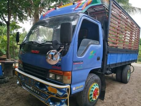 ISUZU  NPR120