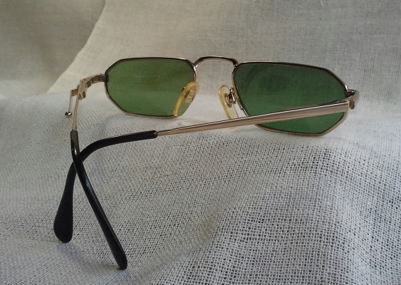 แว่นตาเยอรมันวินเทจ ยุค '90s แบรนด์ยิ่งใหญ่ระดับตำนาน Vintage MENRAD handmade in South Europe, Malta แว่นตาเยอรมันวินเทจ ยุค '90s แบรนด์ยิ่งใหญ่ระดับตำนาน Vintage MENRAD handmade in South Europe, Malta