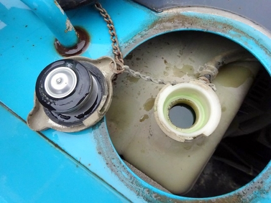 ขายเครื่องปั๊มลม ยี่ห้อ AIRMAN รุ่น PDSF30S